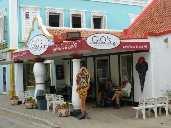 Gio’s Gelateria & Caffé